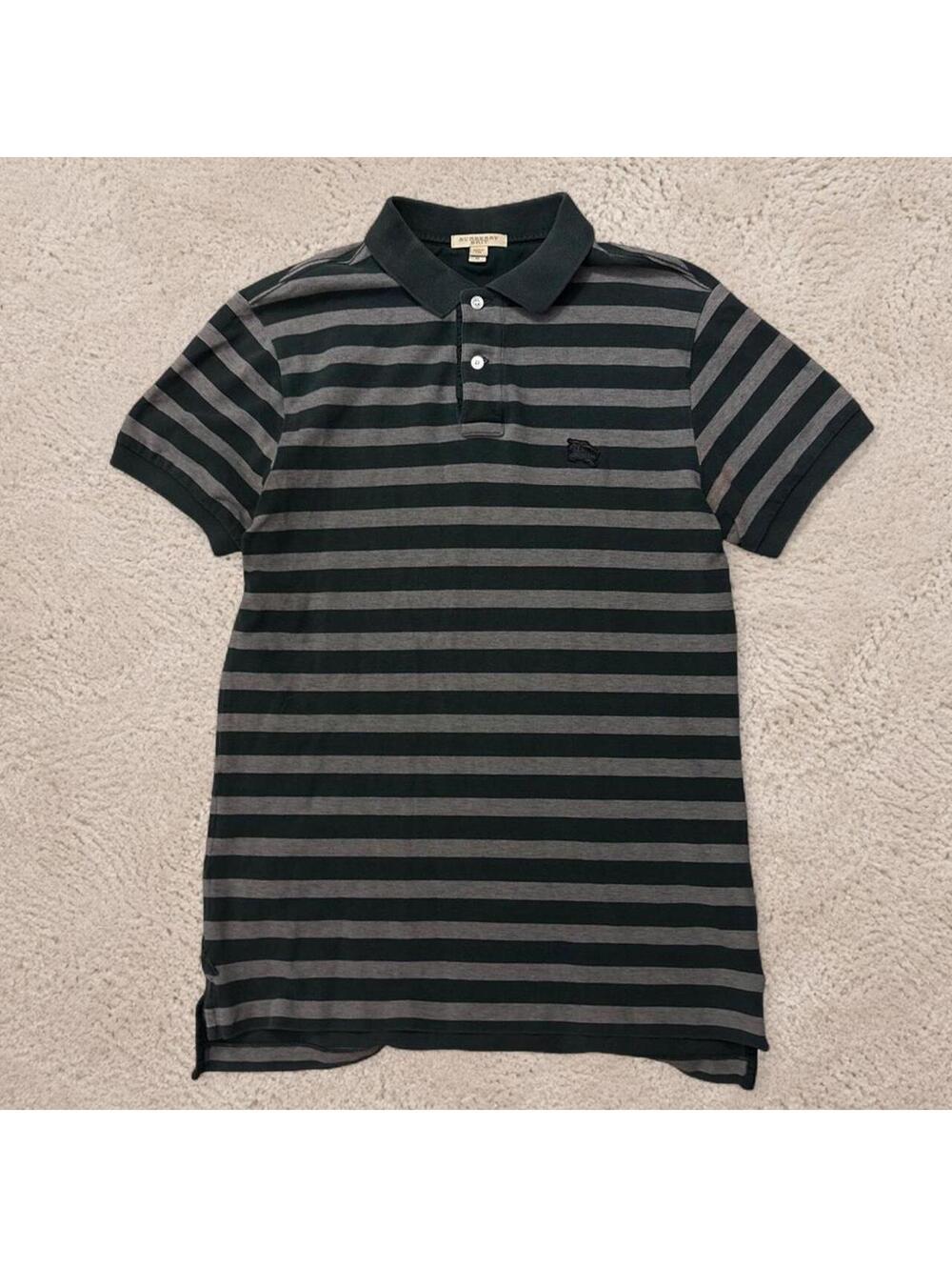 Beautiful vintage authentic Burberry polo tee.